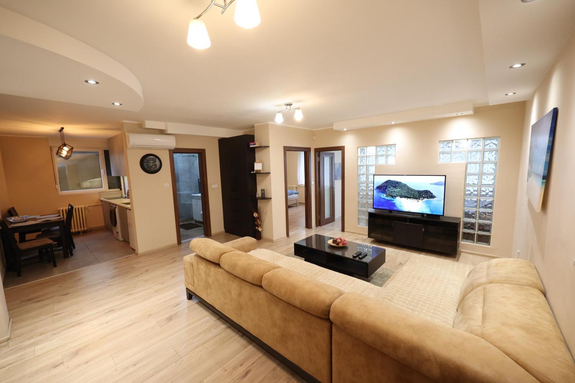 Goliath Apartment Belgrade Exterior photo